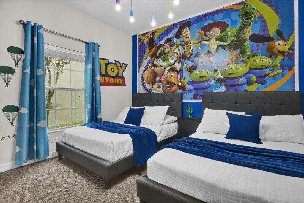 5 habitaciones, tabla de planchar con plancha, wifi y ropa de cama 