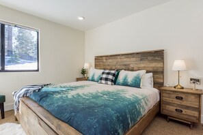 2 slaapkamers, een strijkplank/strijkijzer, gratis wifi, beddengoed