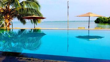 Outdoor pool, pool loungers