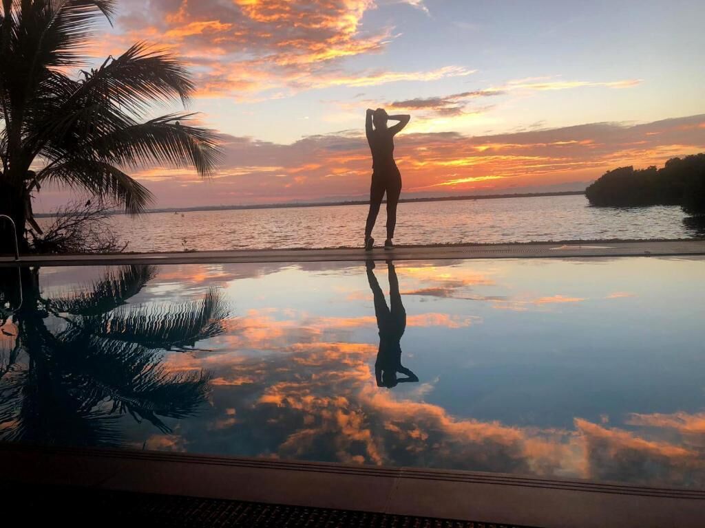 Außenpool, Liegestühle