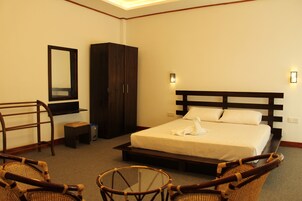 Luxury Double Room, 1 Queen Bed, Private Bathroom, Lagoon View | View from room
