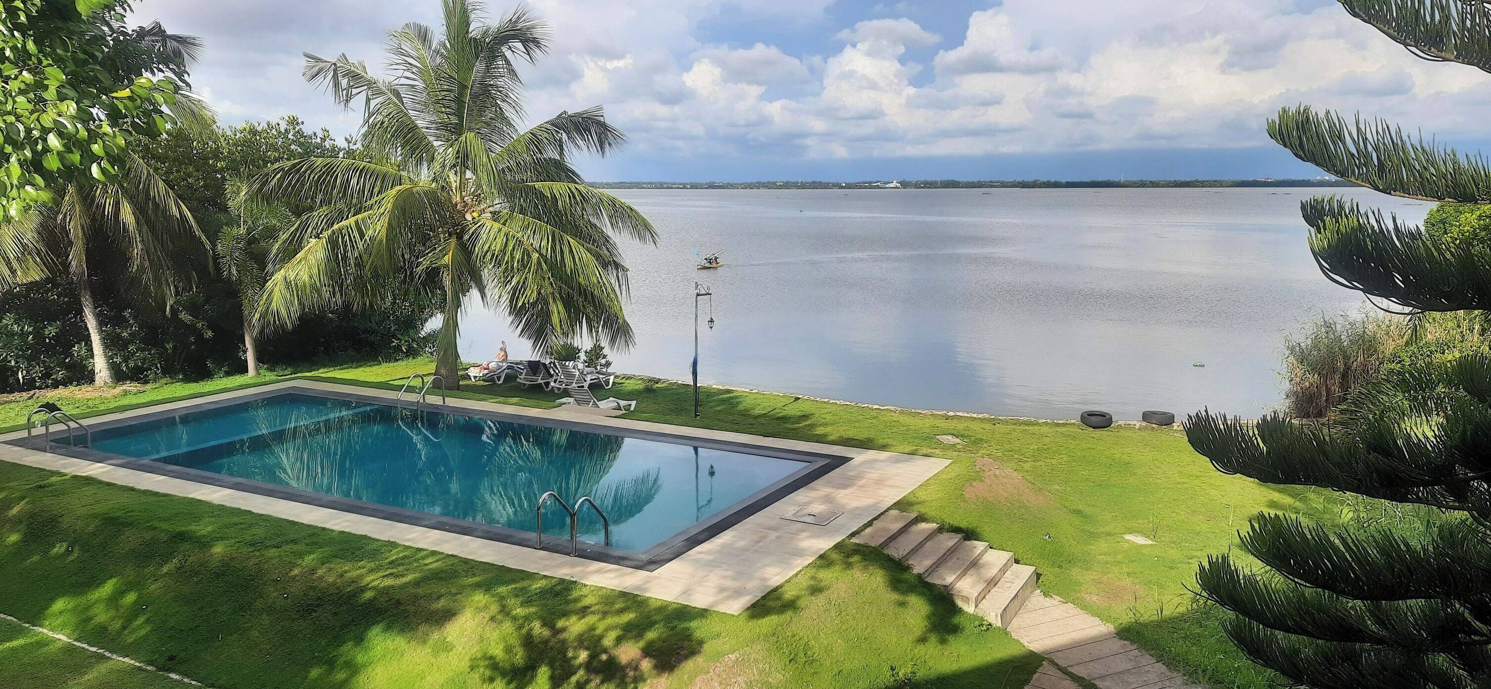 Photo - Nico Lagoon Hotel