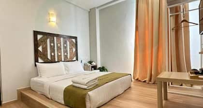S8 Boutique Hotel
