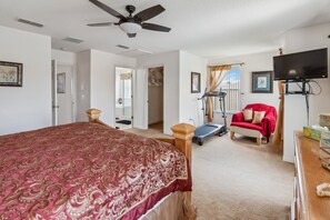 5 bedrooms, iron/ironing board, WiFi, bed sheets