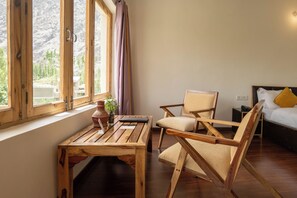 Familienzimmer, Mehrere Betten, Balkon, Bergblick | Hochwertige Bettwaren, Daunenbettdecken
