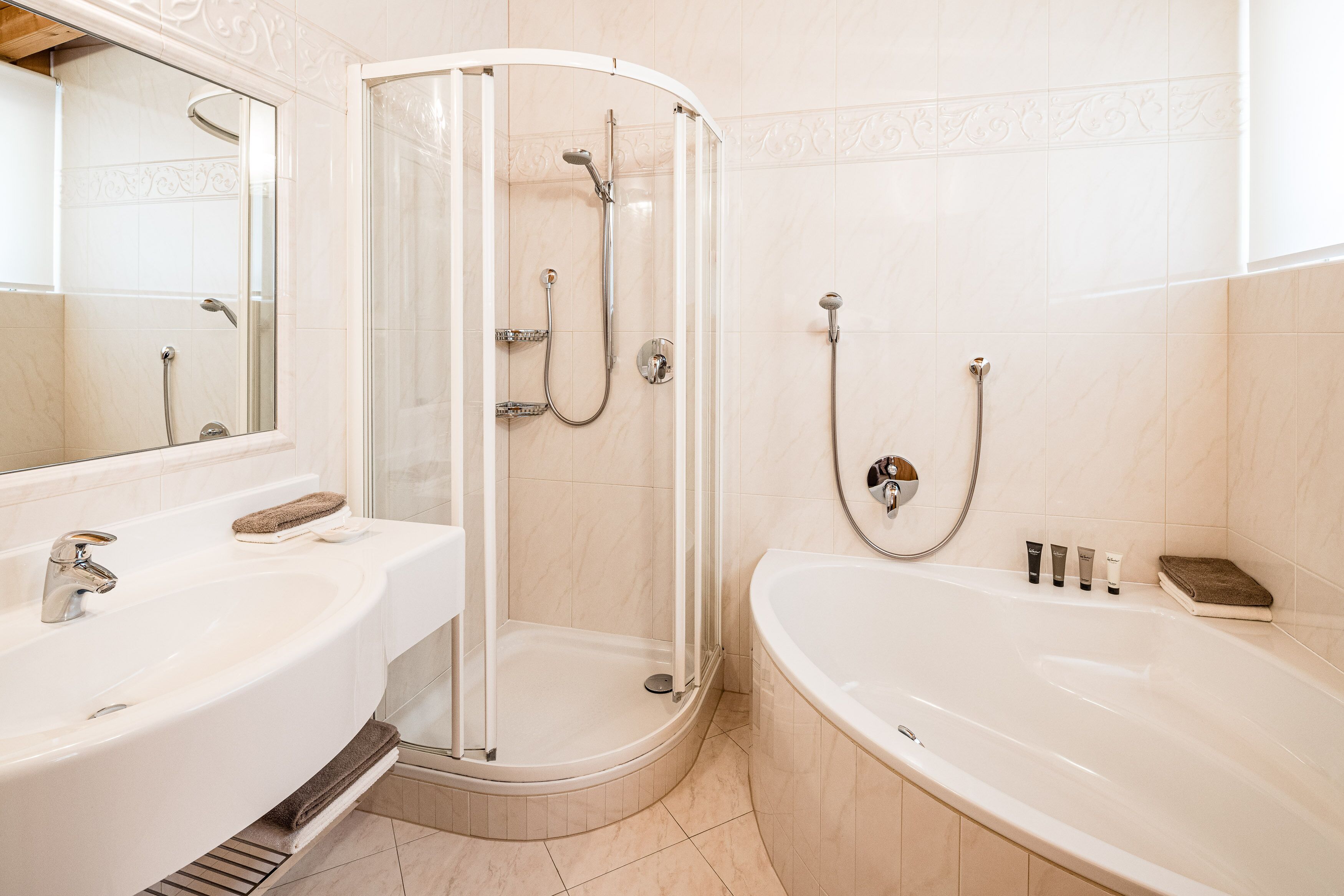 royal suite | bathroom | free toiletries, hair dryer, bathrobes, slippers