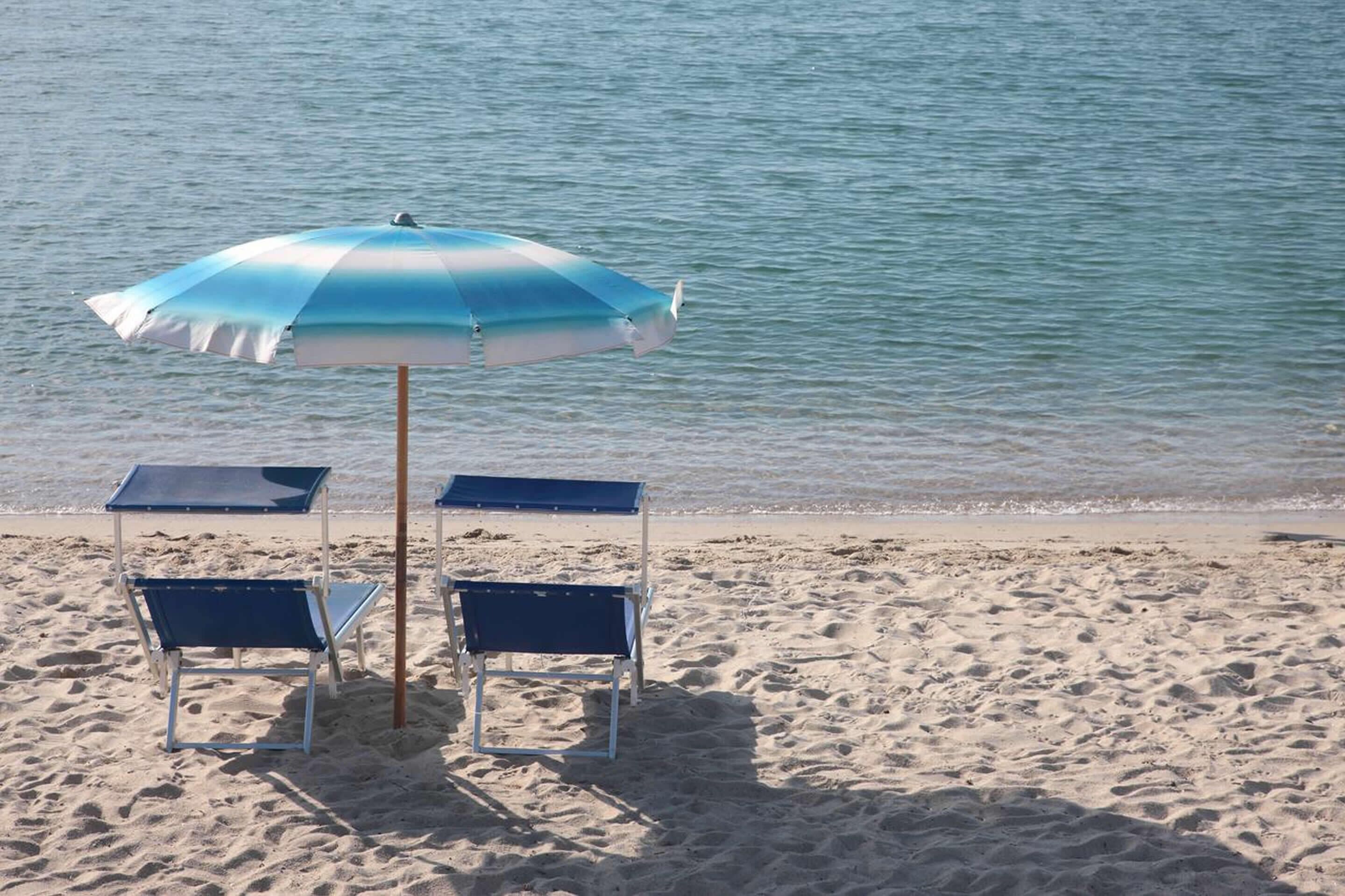 beach nearby, white sand