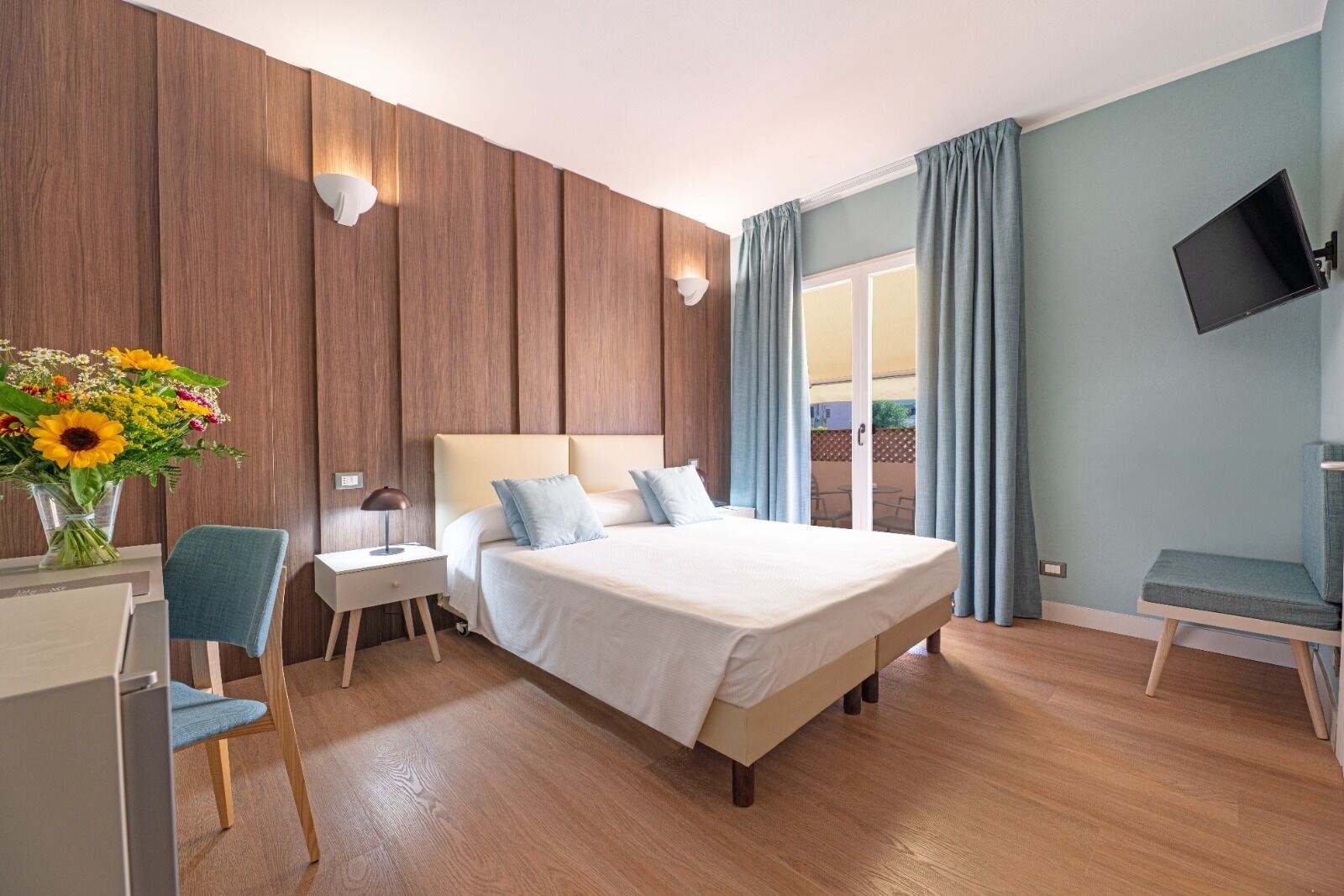 1 bedroom, minibar, in-room safe, desk