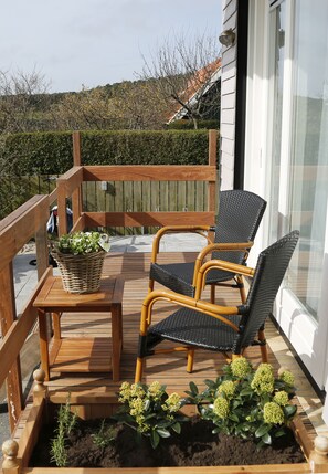 Habitación doble, terraza, vistas al jardín | Terraza o patio