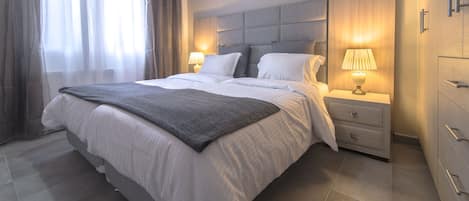 Apartment, Ground Floor | In-room safe, iron/ironing board, free WiFi