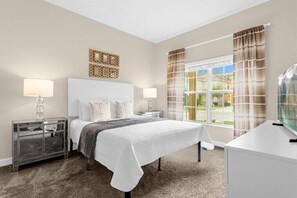 4 chambres, fer et planche à repasser, Wi-Fi, literie fournie