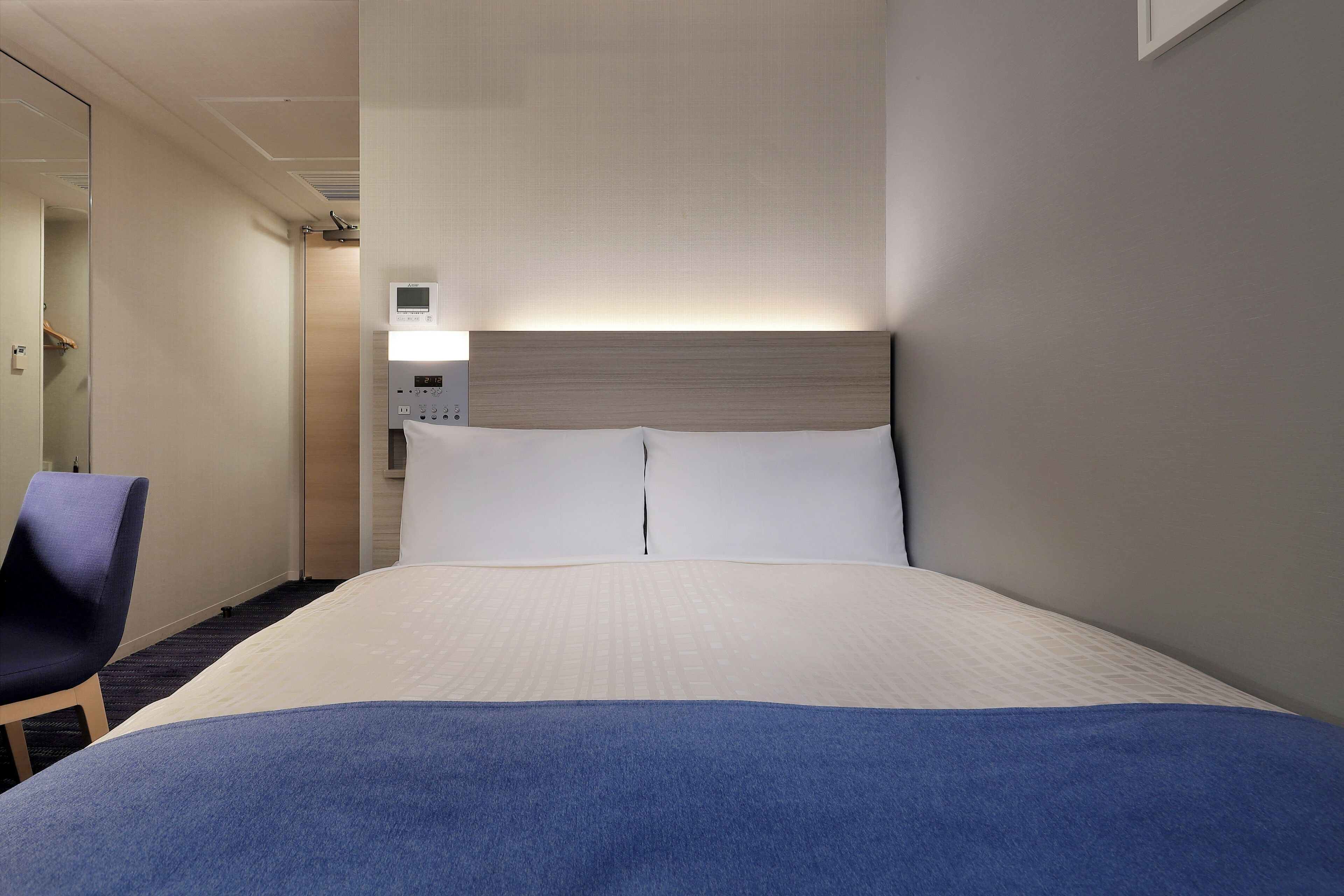 semi double room, non smoking | desk, laptop workspace, free wifi, bed sheets