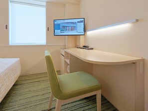 Schreibtisch, laptopgeeigneter Arbeitsplatz, kostenloses WLAN