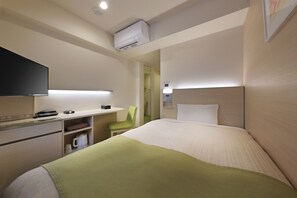 Escritorio, espacio para trabajar con un portátil, wifi gratis