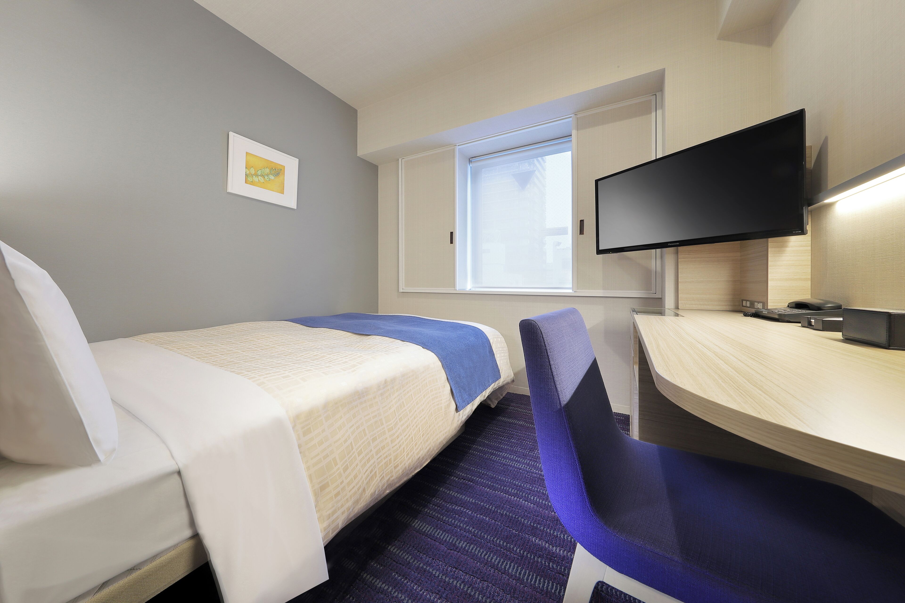 semi double room, non smoking | desk, laptop workspace, free wifi, bed sheets