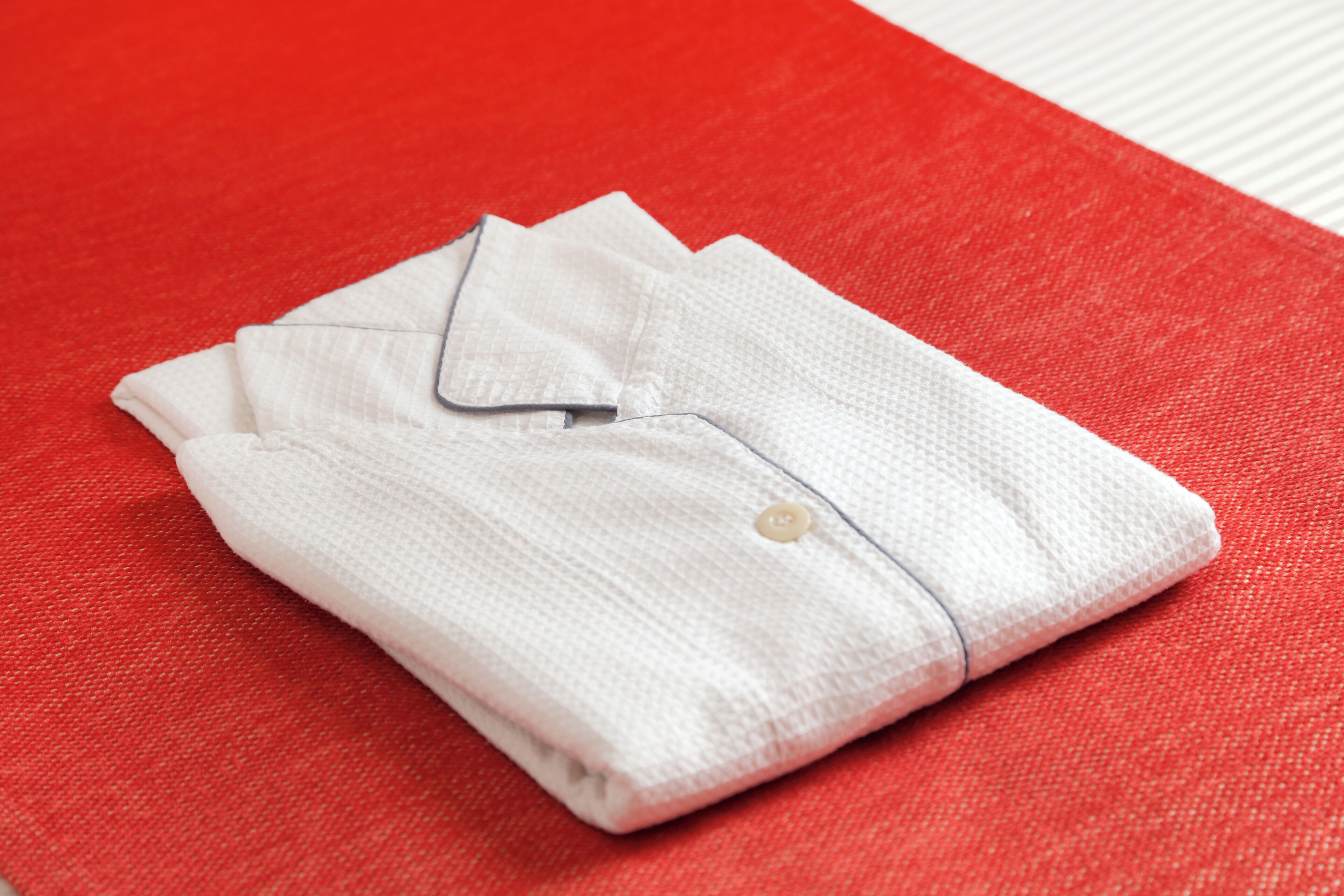 desk, laptop workspace, free wifi, bed sheets