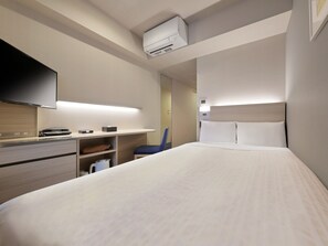 더블룸, 금연 (Semi Double Room) | 책상, 노트북 작업 공간, 무료 WiFi, 침대 시트