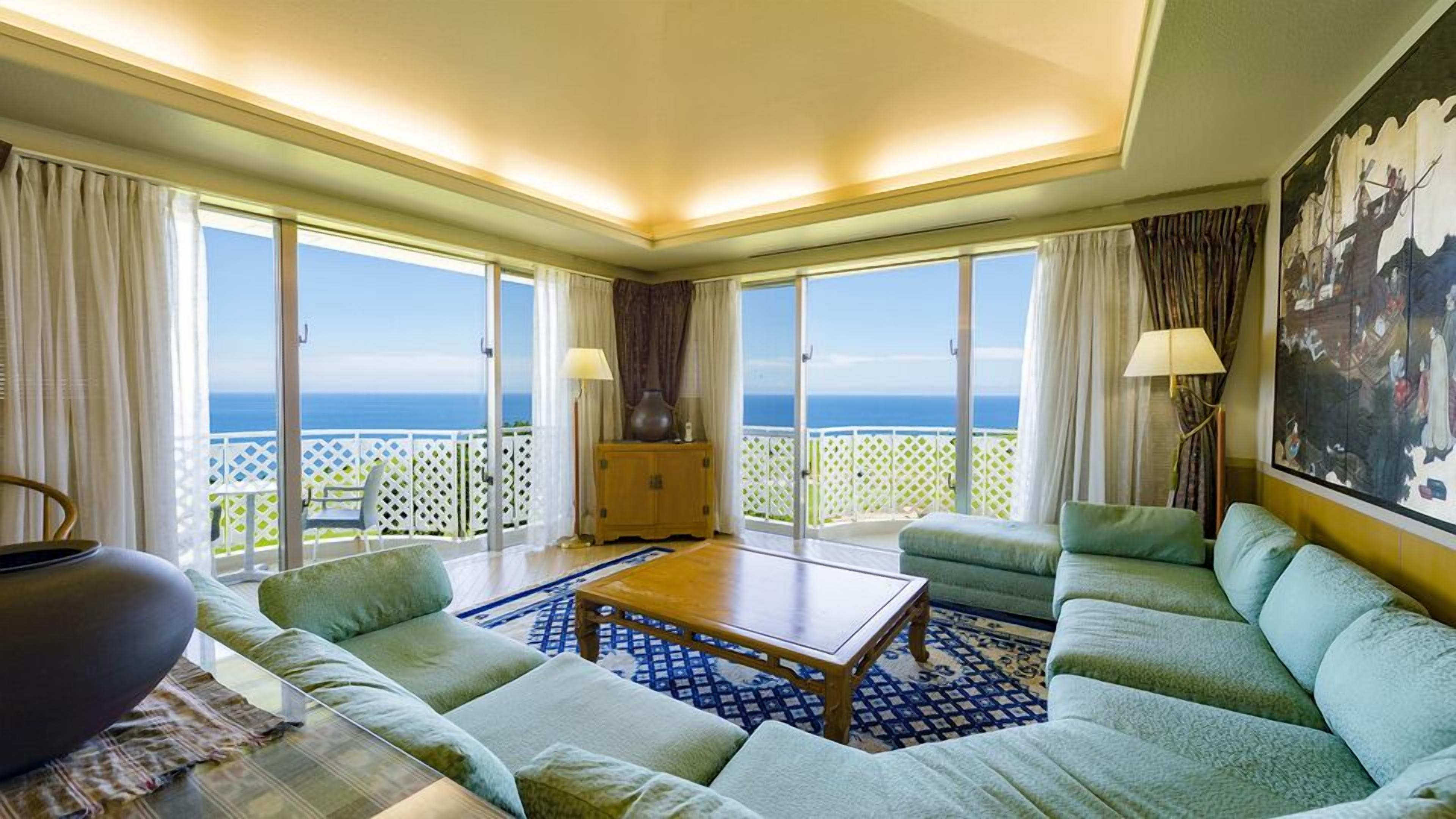Living area | TV
