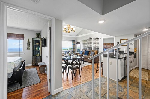 SPECTACULAR VIEWS✅️FastWiFi/HotTub/Sauna/Seasonal Pool/3.5 miles to Gatlinburg 