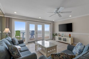 TV - Sunrise Gulf Views | Beachfront 2BR Condo (Destin)