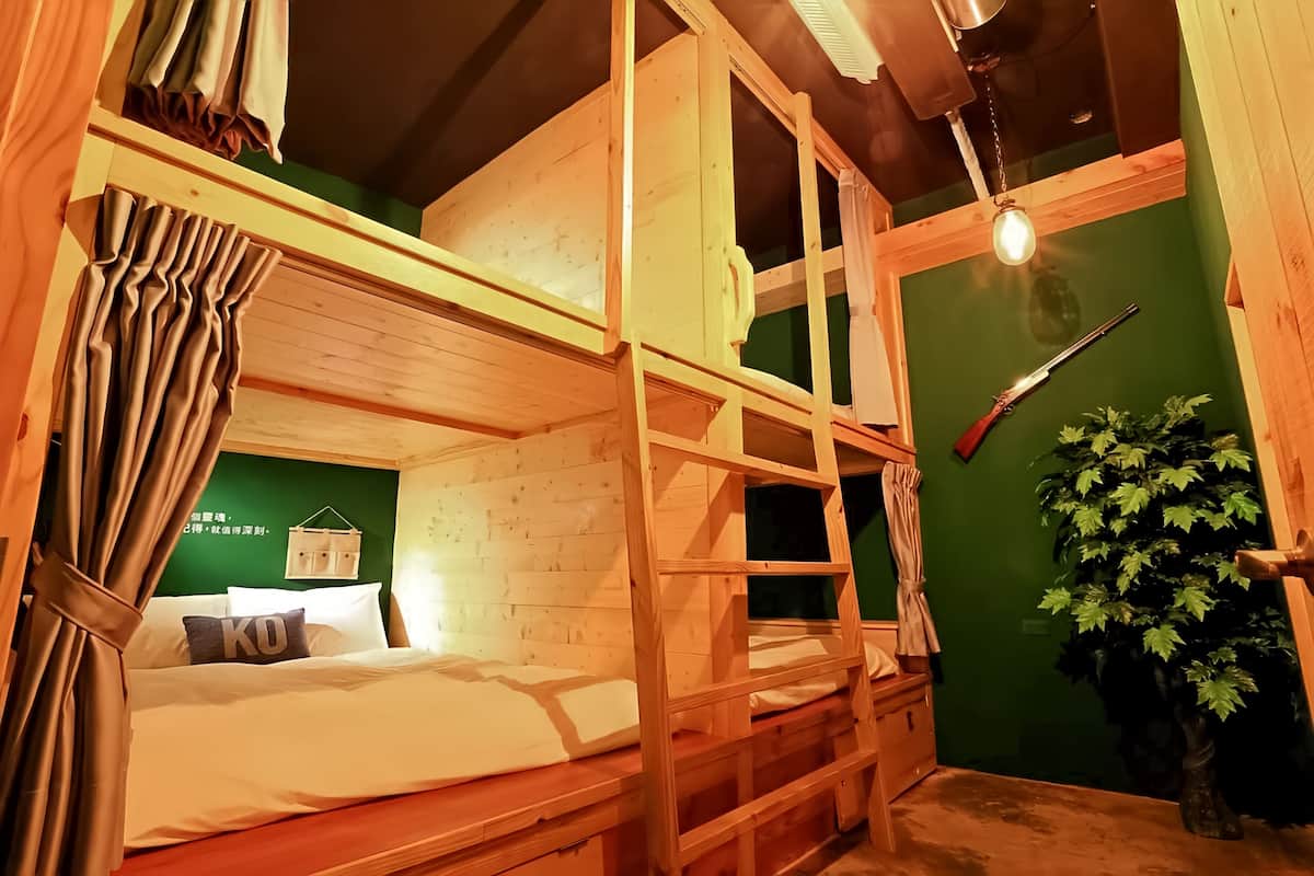 Down duvets, blackout curtains, soundproofing, free WiFi