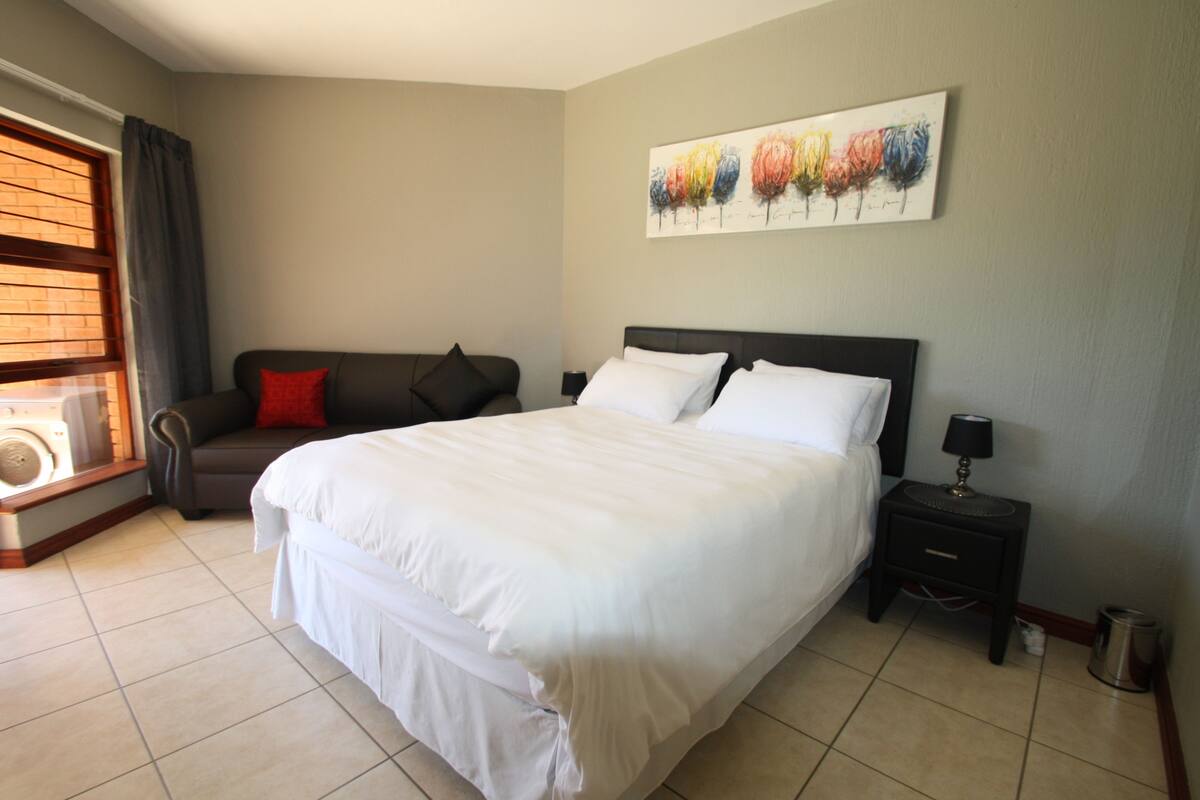 Apartemen Comfort, 1 kamar tidur | 1 kamar tidur, setrika/meja setrika, dan Wi-Fi gratis