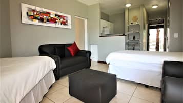 1 chambre, décoration personnalisée, ameublement personnalisé