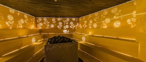 Sauna, bain à remous, hammam, soins corporels, soins d'aromathérapie