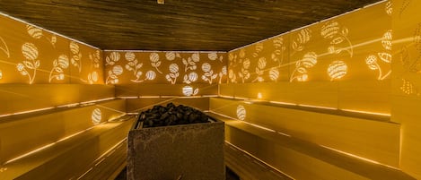 Sauna, Whirlpool, Dampfbad, Körperbehandlungen, Aromatherapie