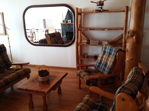 Double Room | Down comforters, minibar, in-room safe, desk