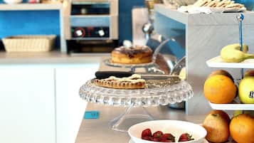 Frühstücksbuffet gegen Gebühr