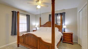 3 bedrooms, iron/ironing board, internet, bed sheets