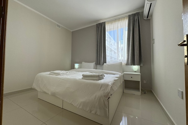 Apartment, 1 Bedroom (1 Bed Sleeps 4) | Desk, iron/ironing board, free cribs/infant beds, rollaway beds