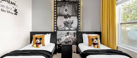 4 Schlafzimmer, Reisekinderbett, WLAN, Bettwäsche