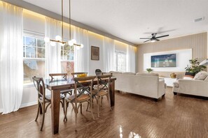 Dining - 4 BD/ 3 BA/ Lucaya Village (25-108) (Kissimmee)