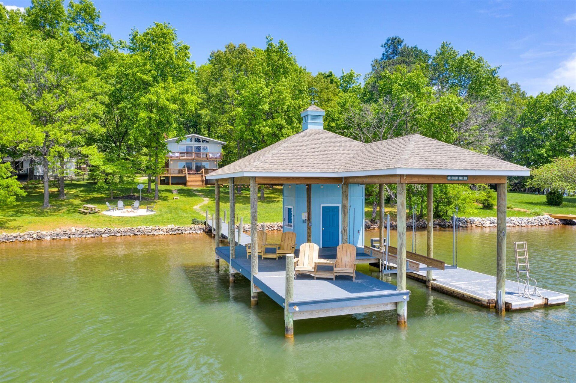 COOL BREEZE- FIRE-PIT, FLAT LOT