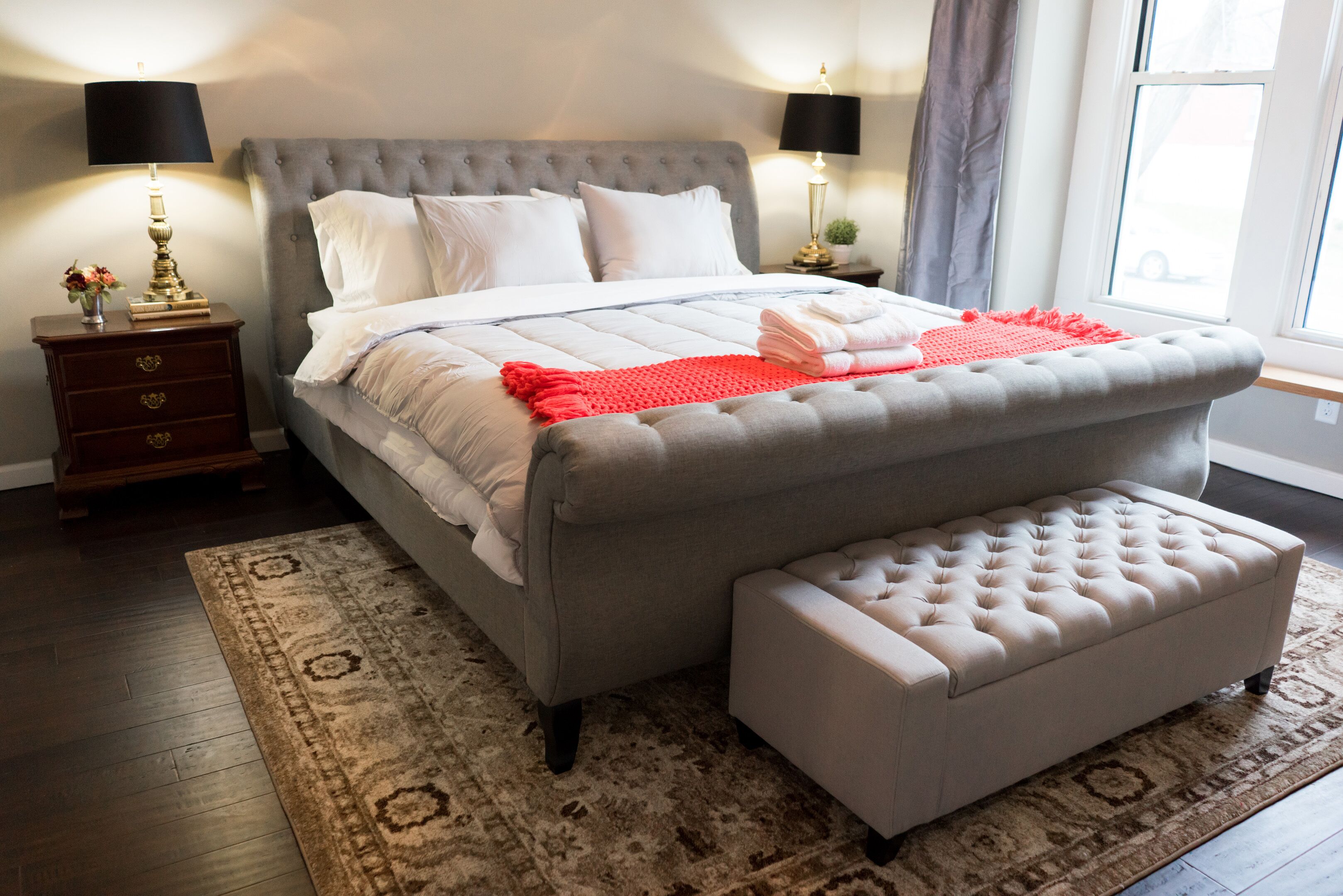 3 Schlafzimmer, Schreibtisch, Bügeleisen/Bügelbrett, Reisekinderbett