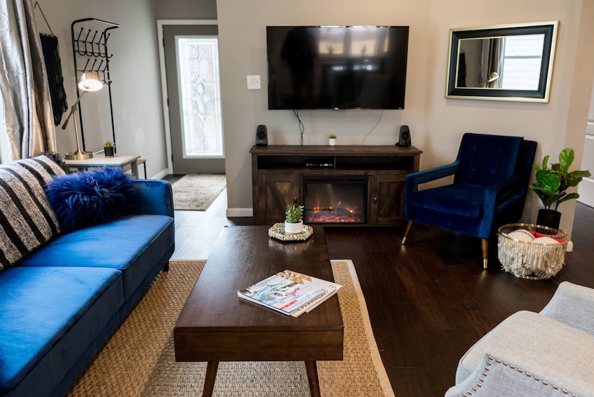 Urban Farmhouse - 3br 2.5 Ba (5 Beds) Near Tg Park & Central To Everything! - Kirkwood, MO