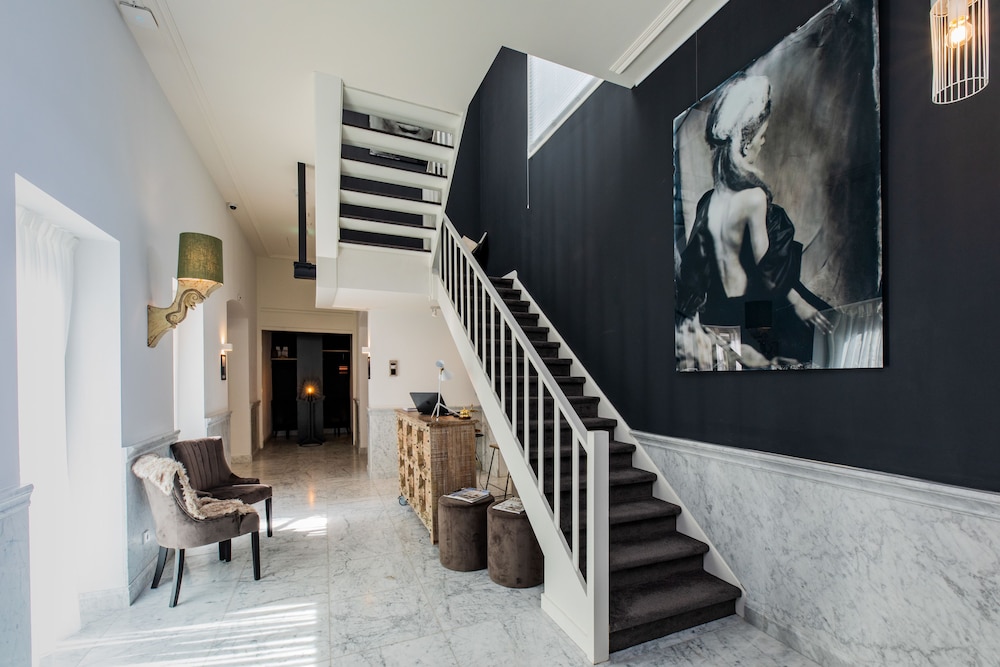 Stadsvilla Mout Rotterdam-Schiedam by null