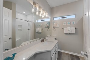Shower, towels - 2BR Beachwalk Condo | Short Walk to the Beach (Destin)