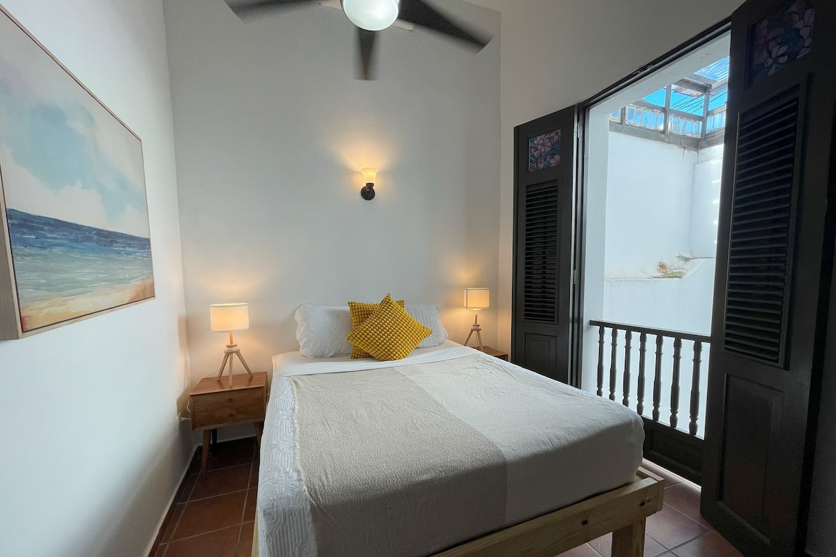 Comfort Apartment, Executive Level, (65 Fortaleza, Apt 7A, San Juan PR 00901) | 1 bilik tidur, peralatan tempat tidur premium, busa memori