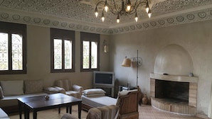 Villa | Living area | 42-cm Smart TV with satellite channels, TV, fireplace - Beach Side Luxurious Villa Ref1098 (Agadir)