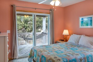 5 bedrooms, iron/ironing board, WiFi, bed sheets - Flip Flop: Oceanside, 5-bedroom, Private Pool, Hot Tub, Pet-friendly (Corolla)