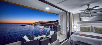 Moderno apartamento de playa con vistas espectaculares 