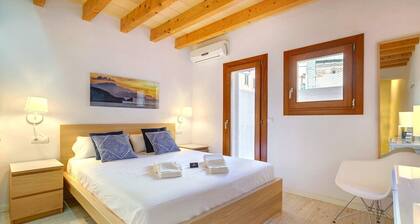 URBAN SUITES 1 PALMA STANDARD by PriorityVillas