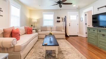 Televisión de pantalla plana, chimenea