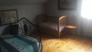 2 camere, una scrivania, Wi-Fi, lenzuola