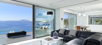 Beachfront Villa in Crete - Epavli Luxury Villa