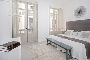 2 habitaciones, tabla de planchar con plancha, internet y ropa de cama 