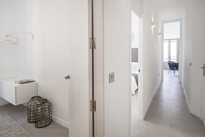 2 chambres, fer et planche à repasser, accès à Internet, literie fournie